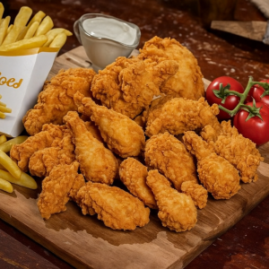 8 mixt 4 aripioare+4 crispy+1 cartofi+2 sosuri